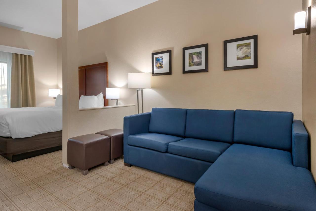 Comfort Inn & Suites Mankato Exterior photo