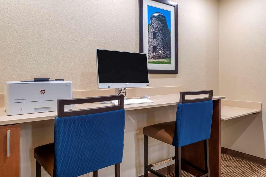 Comfort Inn & Suites Mankato Facilities photo
